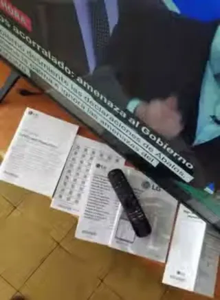 Televisor LG 50UP77006LB de 50" (127cm)