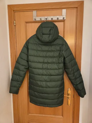 Chaqueta Parka Adidas Verde. 80% plumón de pato.