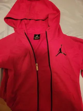 Chaqueta Jordan Roja con Cremallera Talla Mde niño