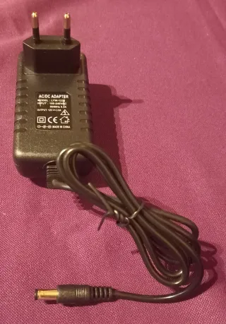 Caricabatterie Li-ion 21V 1A Universale Nuovo