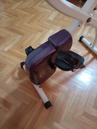 Bicicleta Estática Plegable blanca