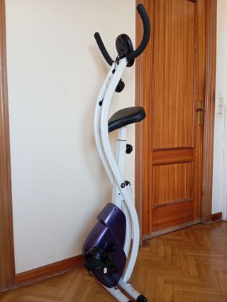 Bicicleta Estática Plegable blanca