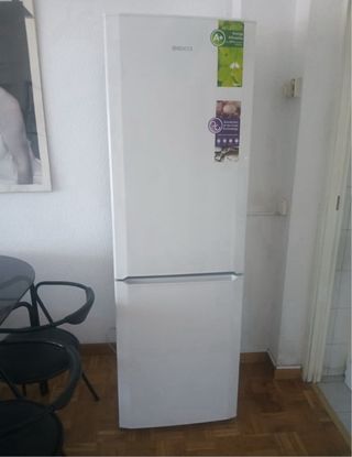 Vendo por motivo de venta del piso preguntar preci
