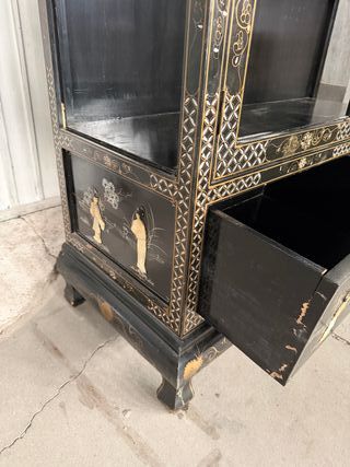 Vitrina antigua madera oriental