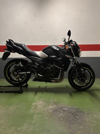 Suzuki GSR 600 2007