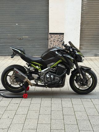 Kawasaki Z900e A2