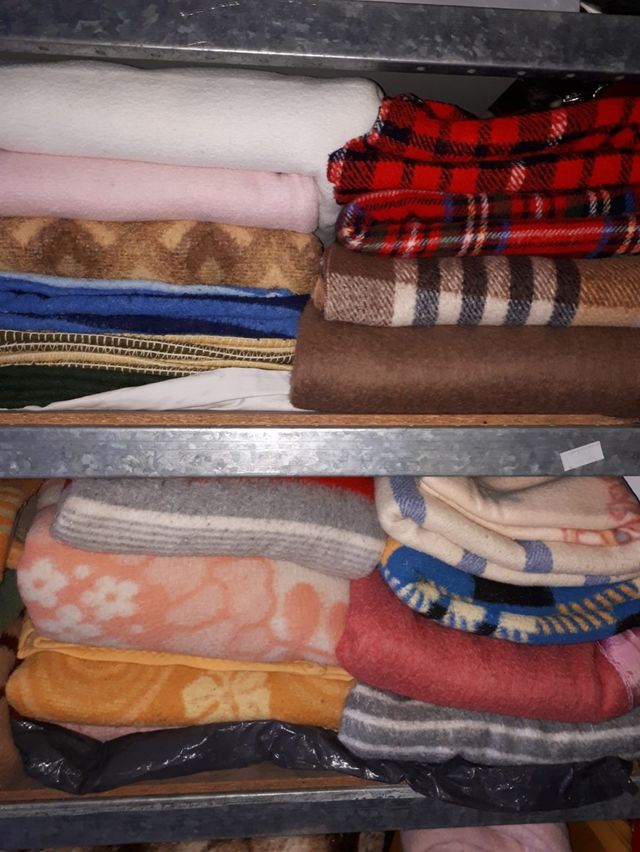 Lote 25 mantas diferentes medidas perfecto estado