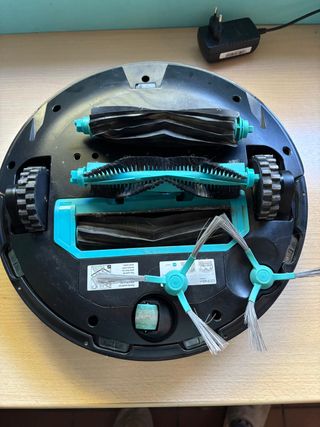 Robot Conga 3690 Absolute. Mopa y pelo animales.