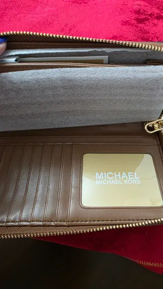 Billetera Michael Kors Marrón y Dorada