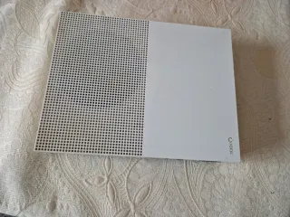 Xbox One S Blanca