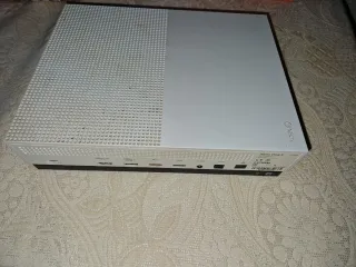 Xbox One S Blanca