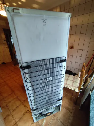 Nevera Zanussi blanca