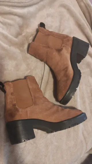 Botines Stradivarius Talla 39