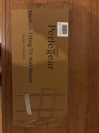 LG TV Roja con Soporte