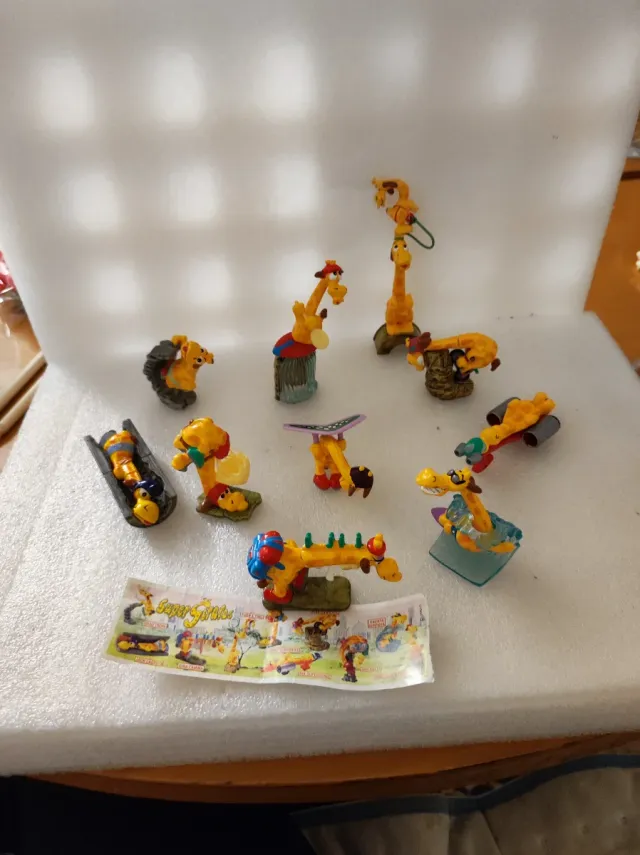 Completa/Super jirafas Kinder