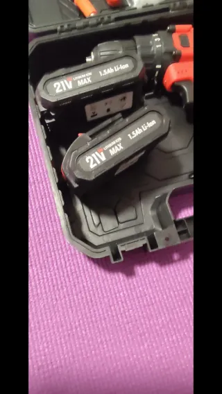 Taladro Percutor Inalámbrico 21V + 2 Baterías