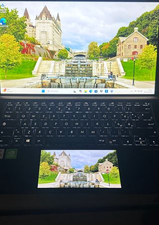 ASUS ZenBook 14 UX434F – i5 / ScreenPad