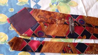 Cravatta Valentino nuova