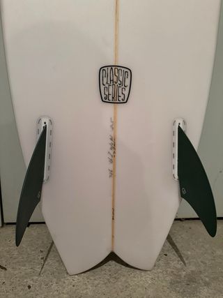Tabla de surf twin fin