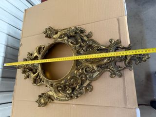 Figura de Bronce Antigua para Pared