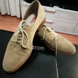 Zapatos de ante Luís Gonzalo Beige