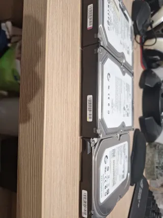 Discos Duros Seagate Barracuda 1TB