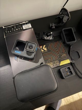 GoPro Hero 12 Black + Accesorios y Filtros