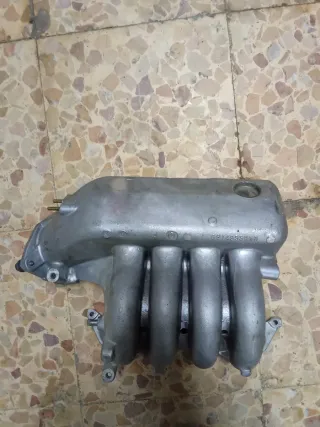 Colector Admisión Peugeot 106 Rally