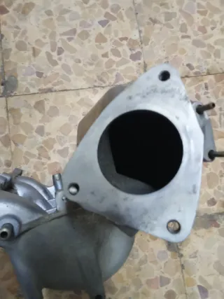 Colector Admisión Peugeot 106 Rally