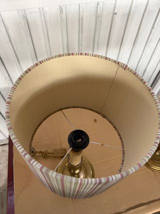 Pareja de lámparas doradas antiguas