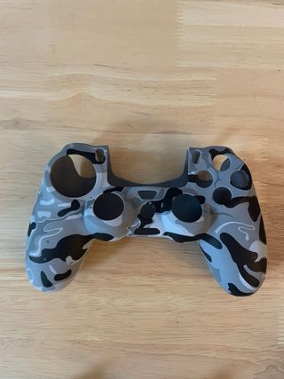 Consola PS4 Slim 500GB + 3 Mandos + 3 juegos