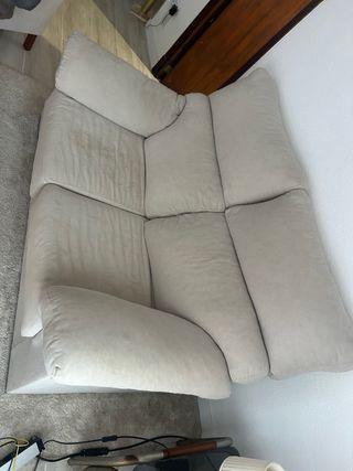 Sofá de 2 plazas color tortora