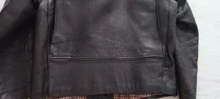 Cazadora cuero vintage negra moto forro cuadros