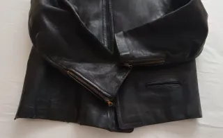 Cazadora cuero vintage negra moto forro cuadros