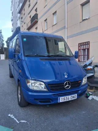 Mercedes-Benz eSprinter 2005