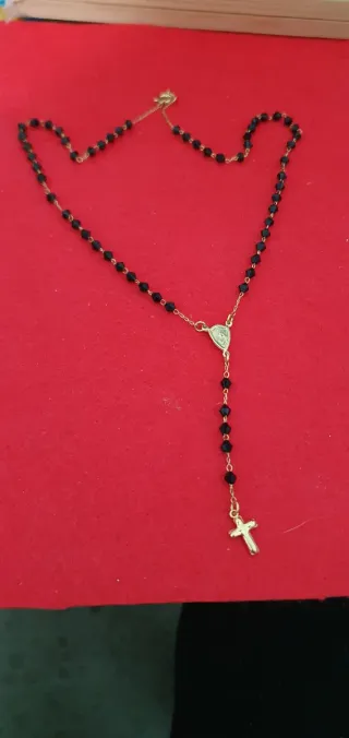 Collar Rosario Dorado Piedras Negras