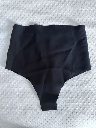 Braguita-Faja Tanga Intimissimi Talla M