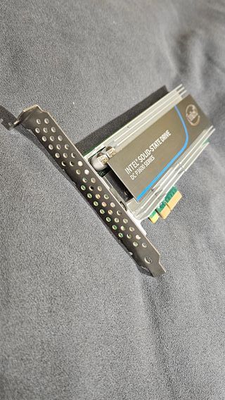 Disco Duro Intel SSD DC P3605 PCIe 1.6TB