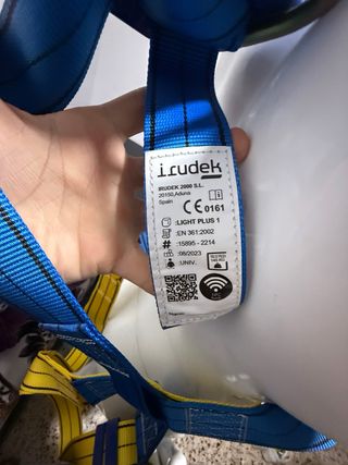 Arnés de seguridad IRUDEK anticaídas