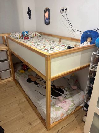 Litera Ikea con Mueble Escalera