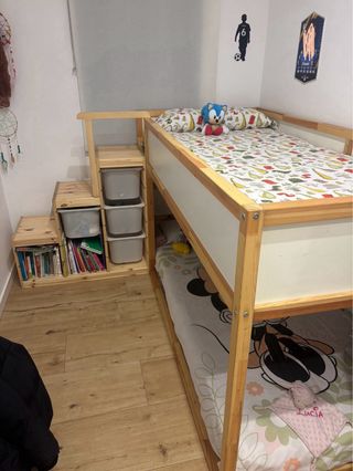 Litera Ikea con Mueble Escalera