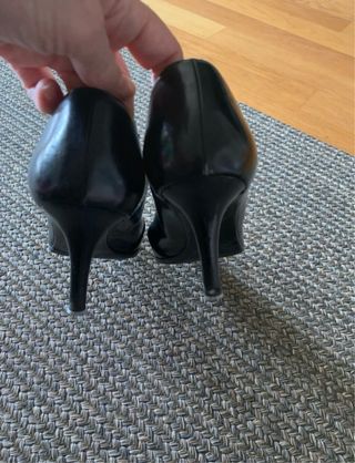 Scarpe décolleté nere con zip