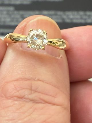 Anillo Oro 18k Diamante Natural 0.76 Ct SI1