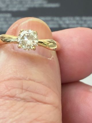 Anillo Oro 18k Diamante Natural 0.76 Ct SI1