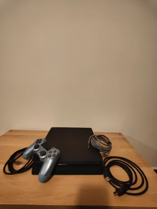 PS4 (PlayStation 4) Negra 500GB + Mando