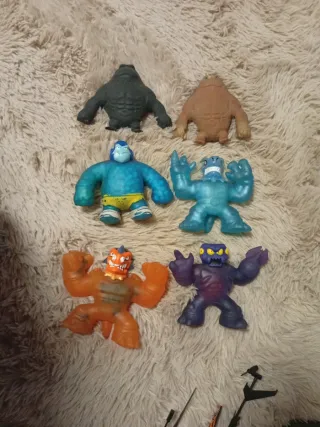 Colección 6 Muñecos Flexibles