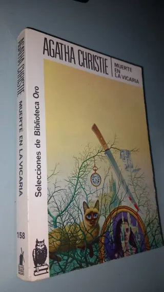 La muerte de la vicaria × Agatha Christie.