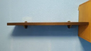 Estantería de roble