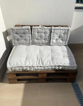 Sofá exterior chillout de palets