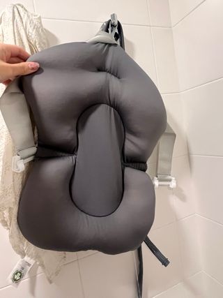 Kit Baño Bebé Gris con bañera plegable